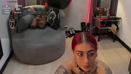 selene_red_ stripchat stream image