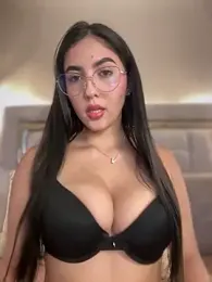 Sofia_Collins- stripchat stream image