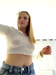 NicoleCut stripchat stream image