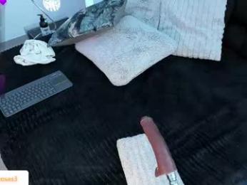 angiee_roses chaturbate stream image