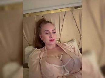 cherryygirl bongacams stream image