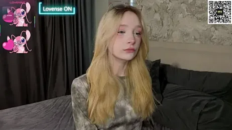 Naughty__Couplles stripchat stream image