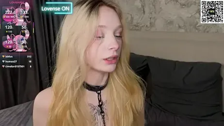 Naughty__Couplles stripchat stream image