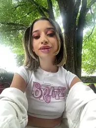 OdetteMason stripchat stream image