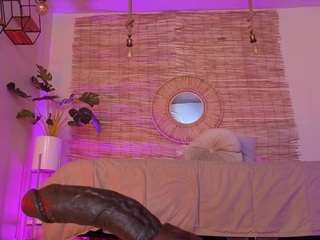 lady-brownn camsoda stream image