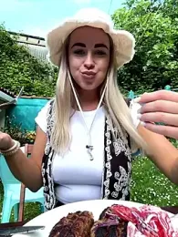 streetdoll stripchat stream image