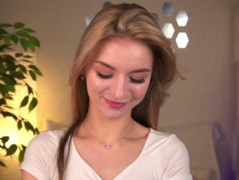 ilittleheart bongacams stream image