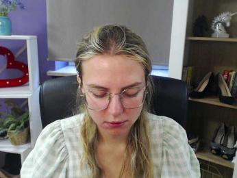 Soft-Zoey bongacams stream image