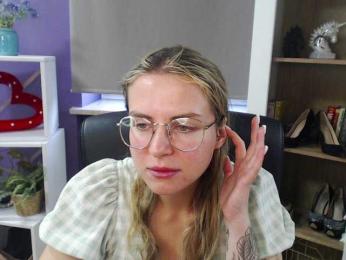 Soft-Zoey bongacams stream image