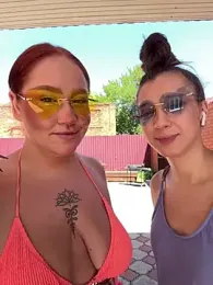 RollingGirlzzz stripchat stream image