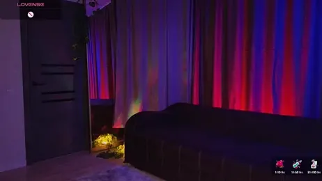 UrLittleVikky stripchat stream image