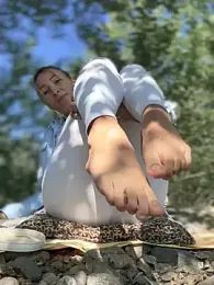 LetsFunKARINA stripchat stream image