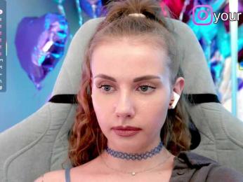 VikkiExtraCheese bongacams stream image