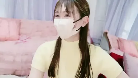 aaanyan stripchat stream image