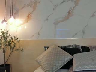 leathompson1 camsoda stream image