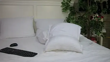 EmillyBronte stripchat stream image