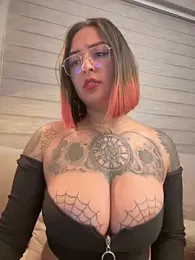 Rae_Lil_White stripchat stream image