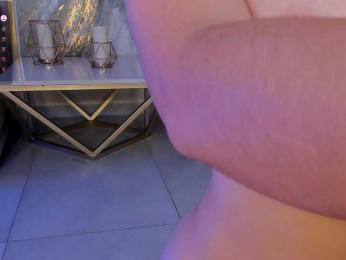 MadelineFox bongacams stream image