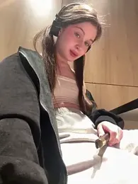 mmelicious stripchat stream image