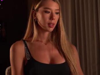 heyhorny_cb chaturbate stream image