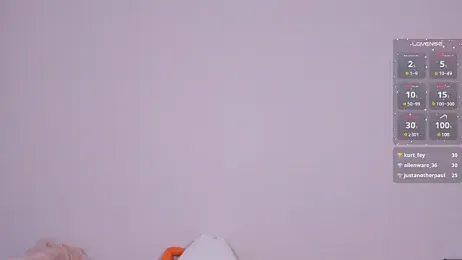 emmelieflorence stripchat stream image