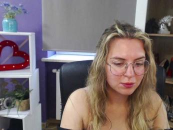 Soft-Zoey bongacams stream image