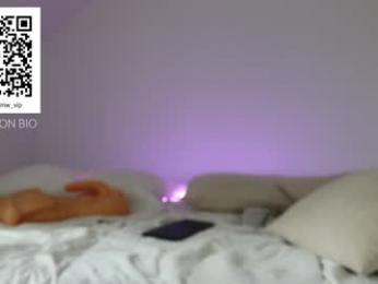 miiiawallace chaturbate stream image