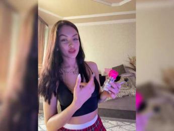 LALI_XS bongacams stream image