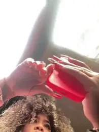 riri_brunnete stripchat stream image