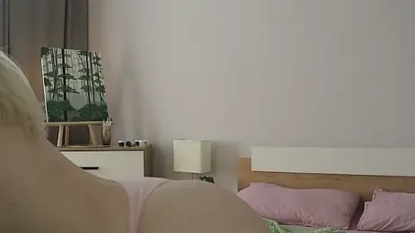 AliceLebel stripchat stream image