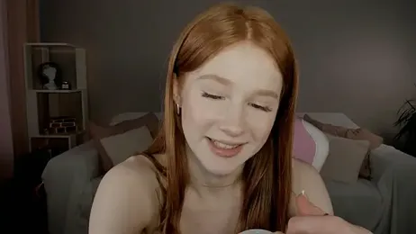 Leahsthetics stripchat stream image