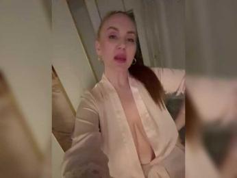 cherryygirl bongacams stream image