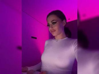 HotGirlEva bongacams stream image