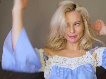 -Molly- bongacams stream image