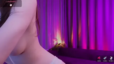 UrLittleVikky stripchat stream image