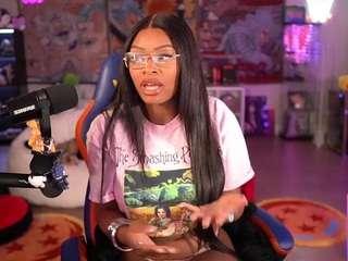 lovenzia camsoda stream image