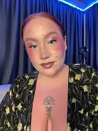 RollingGirlzzz stripchat stream image