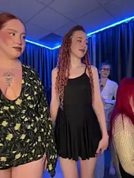 RollingGirlzzz stripchat stream image