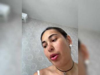 wlcm2talilia bongacams stream image