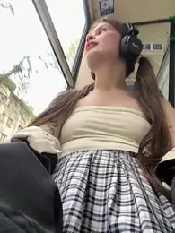 mmelicious stripchat stream image