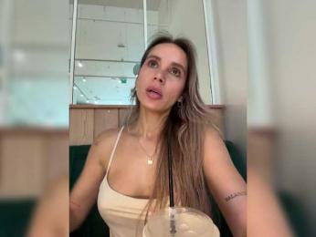 CandyViki bongacams stream image