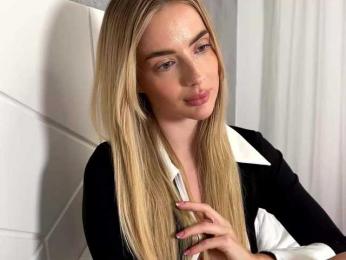 BarbieSize bongacams stream image