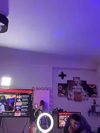 couple2000 stripchat stream image