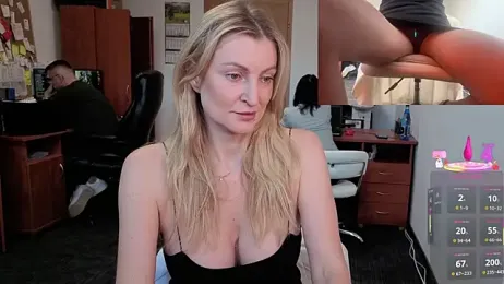 legsLONG stripchat stream image