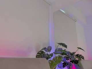 riley-pride camsoda stream image