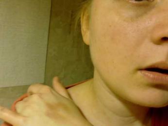 Frummi bongacams stream image