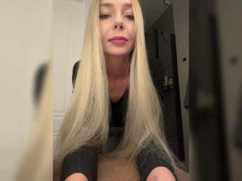 WhiteGirl-one bongacams stream image