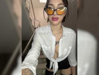 BabyDarii bongacams stream image