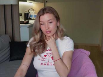 sweetpeach77 bongacams stream image