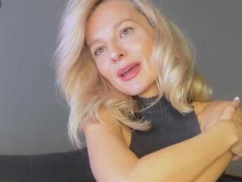 -Molly- bongacams stream image